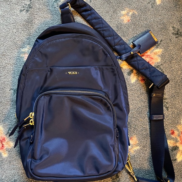 Tumi Voyaguer Midnight Blue Sling Backpack - Picture 1 of 9